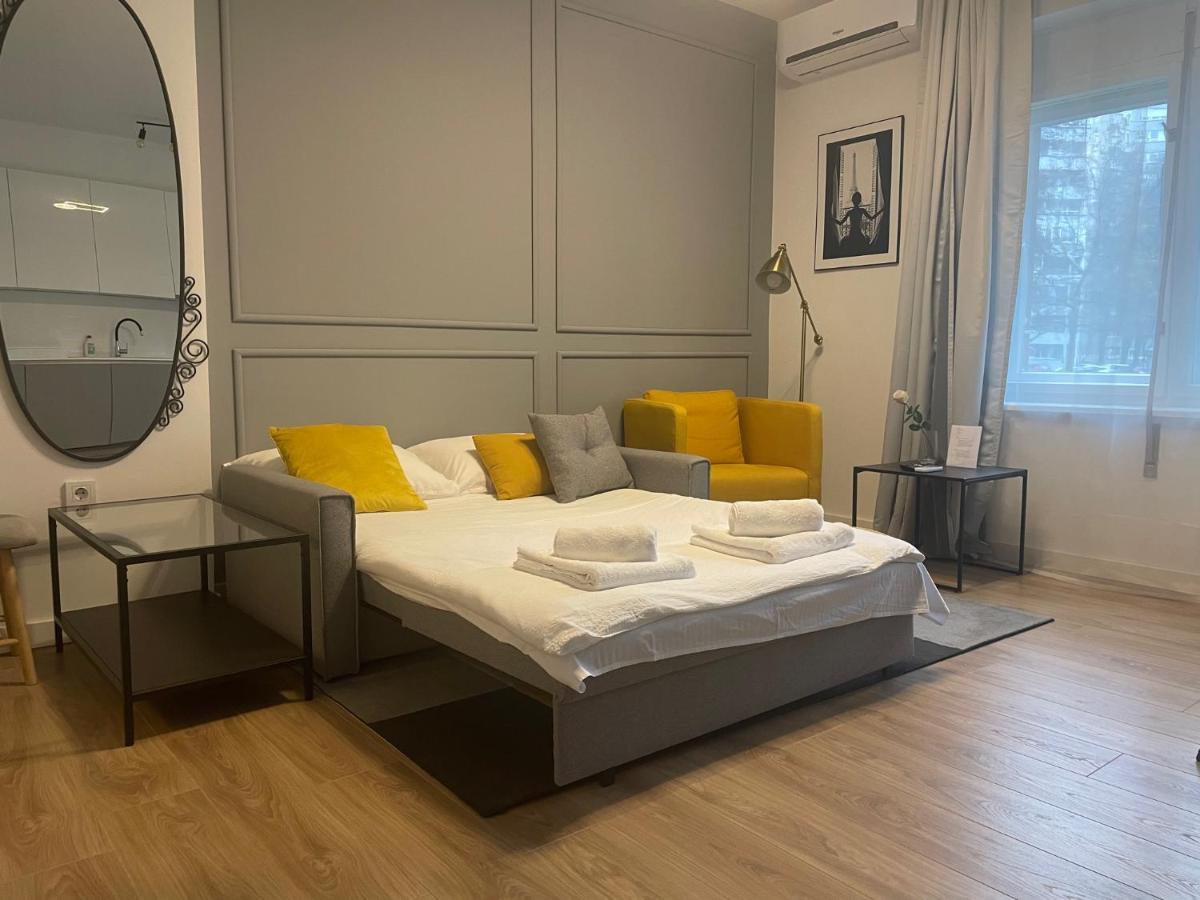 Apartments Ella ซาเกร็บ ภายนอก รูปภาพ